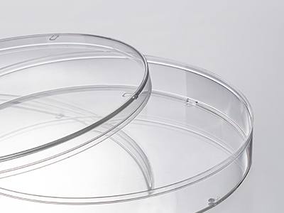 蓋子內(nèi)設(shè)有透氣棱，保持無菌的同時利于氣體交換；