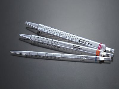 獨特的短管設計，符合人體工程學設計，可在層流罩下方使用